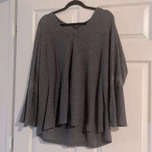 gray long sleeve